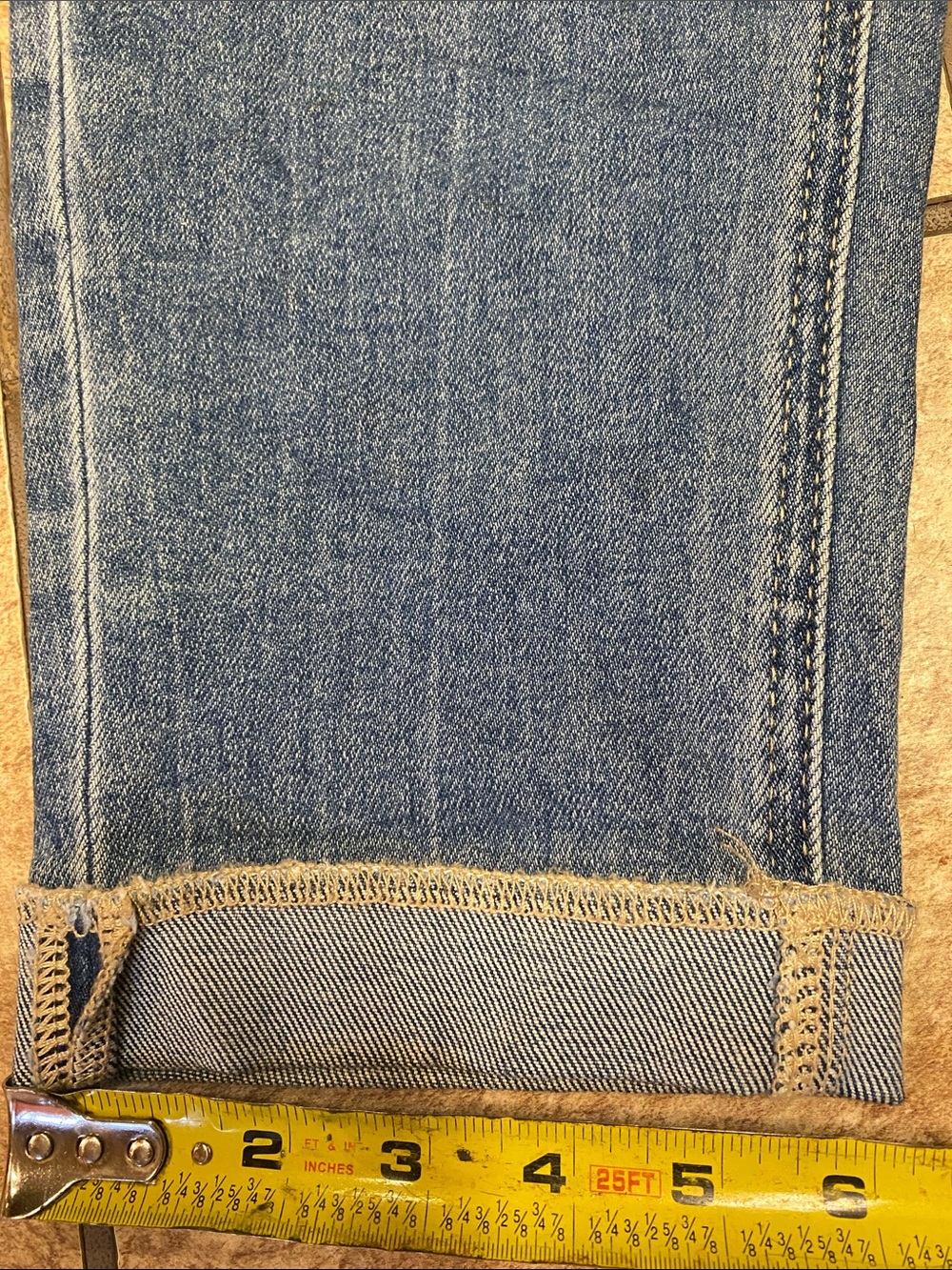 KanCan Women’s Medium Blue w/Fading Relaxed Tapered Cropped Jeans-32 Denim - Picture 10 of 11